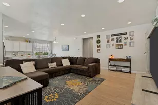 6078 N Boulter Peak Ln, Eagle Mountain, UT 84005 - Photo 10