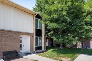 989 Canyon Rd, Ogden, UT 84404 - Photo 4