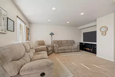 4318 N Robbins Cir, Eagle Mountain, UT 84005 - Photo 6