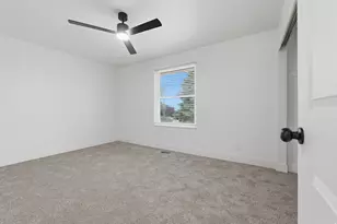 555 W Ontario St N, Tooele, UT 84074 - Photo 8