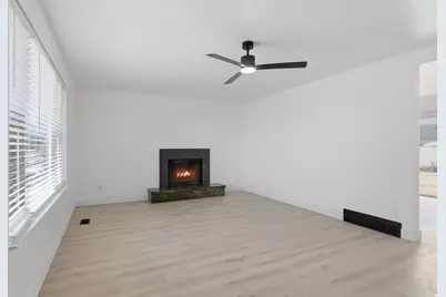 555 W Ontario St N, Tooele, UT 84074 - Photo 4