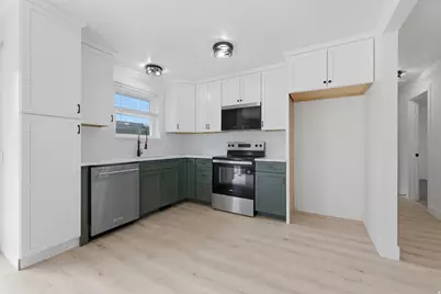555 W Ontario St N, Tooele, UT 84074 - Photo 6