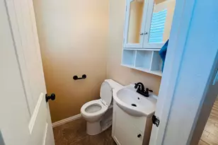 2036 W 1800 N, Farr West, UT 84404 - Photo 16
