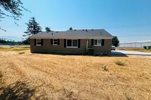 2036 W 1800 N, Farr West, UT 84404 - Photo 8