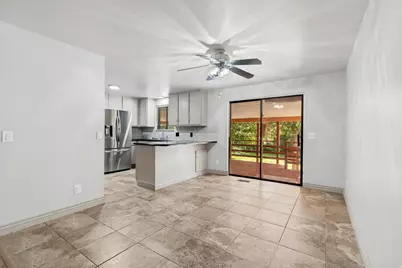 9495 S Pinedale Cir, Sandy, UT 84092 - Photo 10