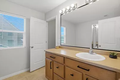 702 S Wind Mill Ln, Kaysville, UT 84037 - Photo 18