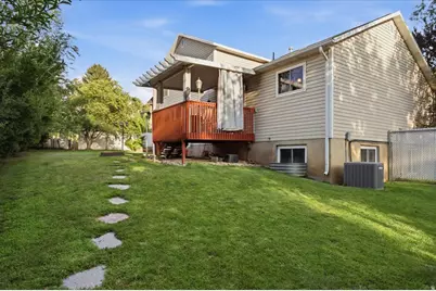 4710 S 2625 W, Roy, UT 84067 - Photo 28