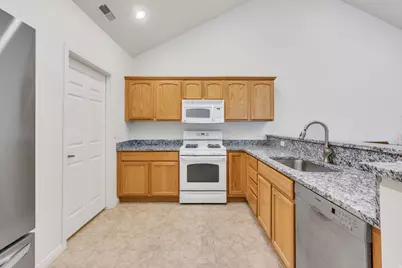 532 W 300 S #B, Springville, UT 84663 - Photo 16
