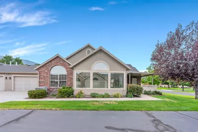 532 W 300 S #B, Springville, UT 84663 - Photo 4