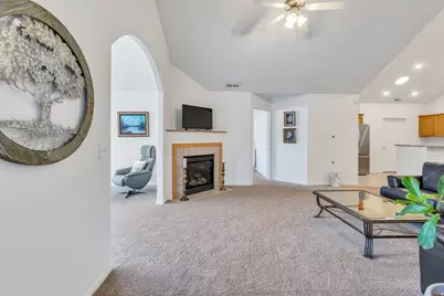 532 W 300 S #B, Springville, UT 84663 - Photo 10