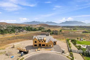 9126 N Lakefront Dr, Eagle Mountain, UT 84005 - Photo 8