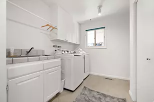 1910 E Millcreek Way, Salt Lake City, UT 84106 - Photo 12
