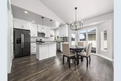 853 E Primrose Way, Eagle Mountain, UT 84005 - Photo 8