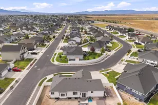 853 E Primrose Way, Eagle Mountain, UT 84005 - Photo 26