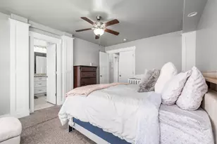 853 E Primrose Way, Eagle Mountain, UT 84005 - Photo 12