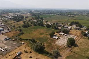 2274 W Pioneer Rd N, Marriott-Slaterville City, UT 84404 - Photo 4