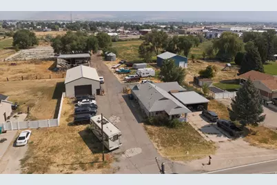 2274 W Pioneer Rd N, Marriott-Slaterville City, UT 84404 - Photo 10