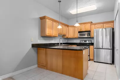 1174 E 3300 S #318, Salt Lake City, UT 84106 - Photo 4
