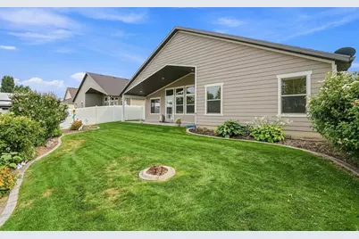 2536 W 1725 N #3, Clinton, UT 84015 - Photo 30
