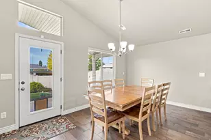 2536 W 1725 N, Clinton, UT 84015 - Photo 10
