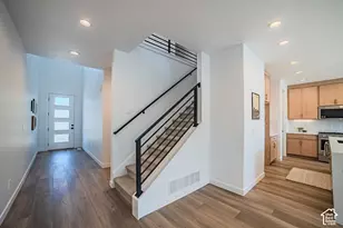 346 E Perrine Dr, Midvale, UT 84047 - Photo 4