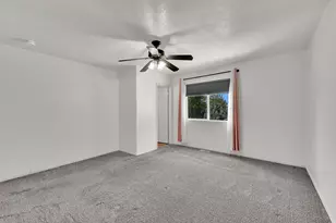 1559 N 2475 W, Clinton, UT 84015 - Photo 16