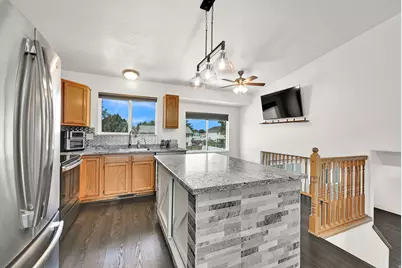1559 N 2475 W, Clinton, UT 84015 - Photo 14