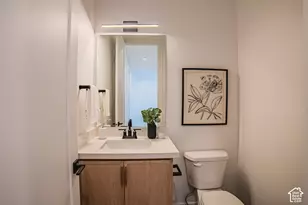 342 E Perrine Dr, Midvale, UT 84047 - Photo 10