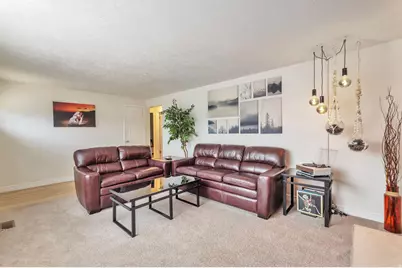 421 E 8220 S, Sandy, UT 84070 - Photo 6