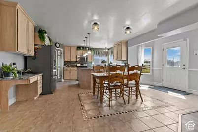 4171 W 4450 S, West Haven, UT 84401 - Photo 8