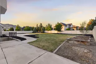3042 N Crest Dr W, Lehi, UT 84043 - Photo 24