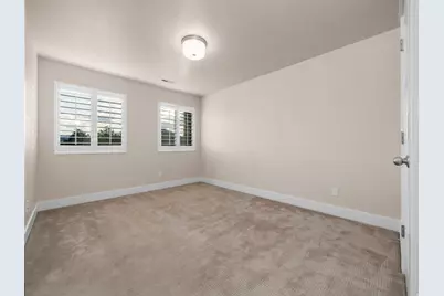 3042 N Crest Dr W, Lehi, UT 84043 - Photo 18