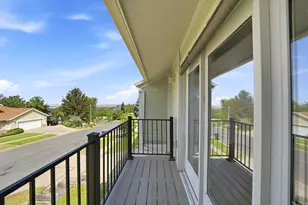 1560 E Hills Dr N, Bountiful, UT 84010 - Photo 30