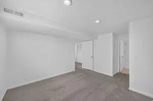 1560 E Hills Dr N, Bountiful, UT 84010 - Photo 22