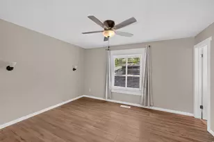 1560 E Hills Dr N, Bountiful, UT 84010 - Photo 16