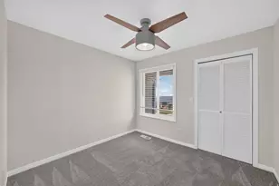 1560 E Hills Dr N, Bountiful, UT 84010 - Photo 20