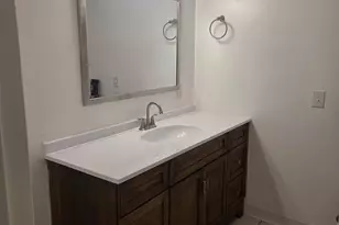1560 E Hills Dr N, Bountiful, UT 84010 - Photo 14