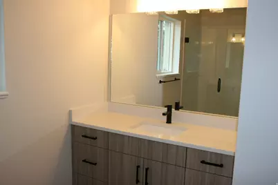 1344 S Mountain Rd E, Ogden, UT 84404 - Photo 14