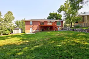 518 Aspen Way, Centerville, UT 84014 - Photo 2