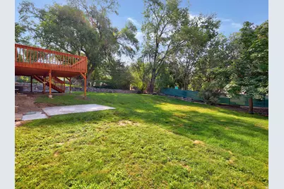 518 Aspen Way, Centerville, UT 84014 - Photo 38