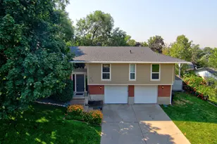 518 Aspen Way, Centerville, UT 84014 - Photo 1