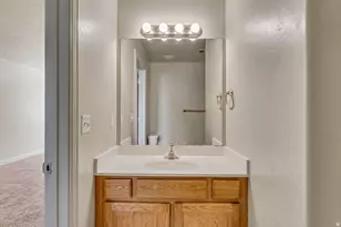 580 S Center St, Santaquin, UT 84655 - Photo 14