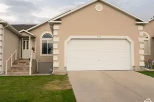 686 Greystone Way, Tooele, UT 84074 - Photo 2