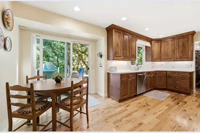 3059 N 2350 E, Layton, UT 84040 - Photo 6
