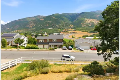 3071 N 2400 E, Layton, UT 84040 - Photo 6