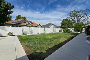 2002 S Chelemes Way E, Clearfield, UT 84015 - Photo 28