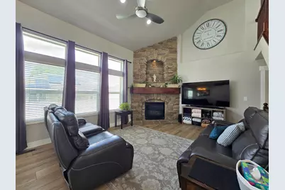 2002 S Chelemes Way E, Clearfield, UT 84015 - Photo 10