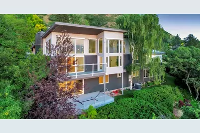 2144 S Lakeline Dr E, Salt Lake City, UT 84109 - Photo 4