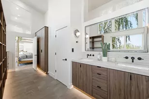2144 S Lakeline Dr E, Salt Lake City, UT 84109 - Photo 20