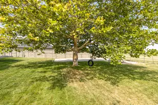 4656 W 1650 N, West Point, UT 84015 - Photo 32